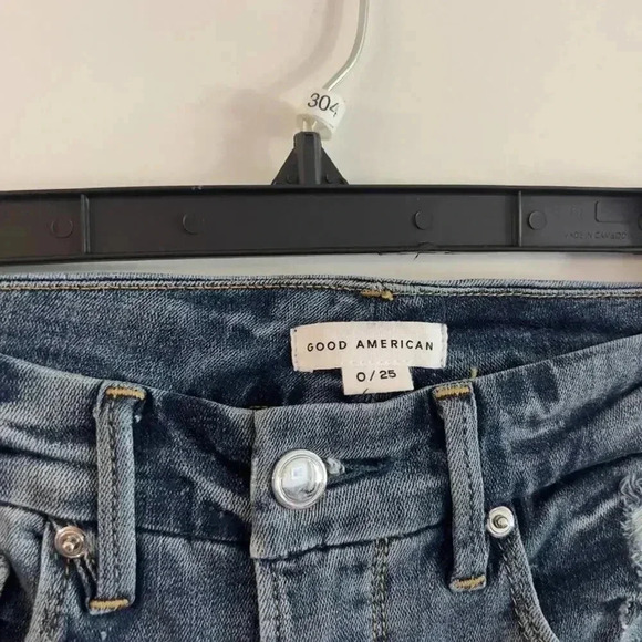 304 Good American GOOD LEGS SKINNY CROPPED JEANS Size 0/25 - Picture 2 of 4